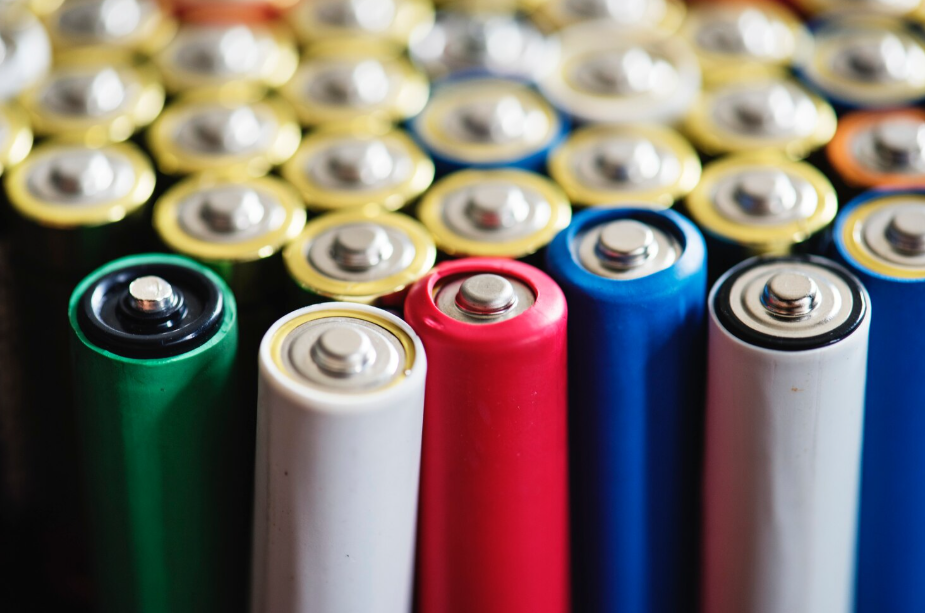 Thuisbatterij werking en voordelen uitleg